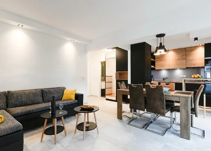 Donatus - Modern Apartment Near The Bridge/Centre