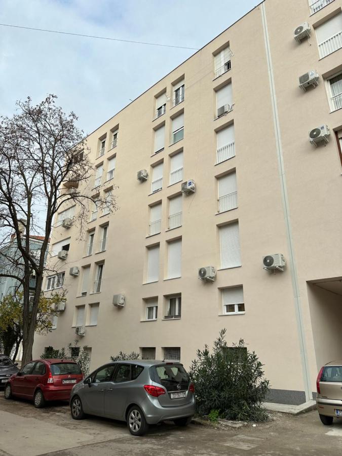 Donatus - Modern Near The Bridge/centre *